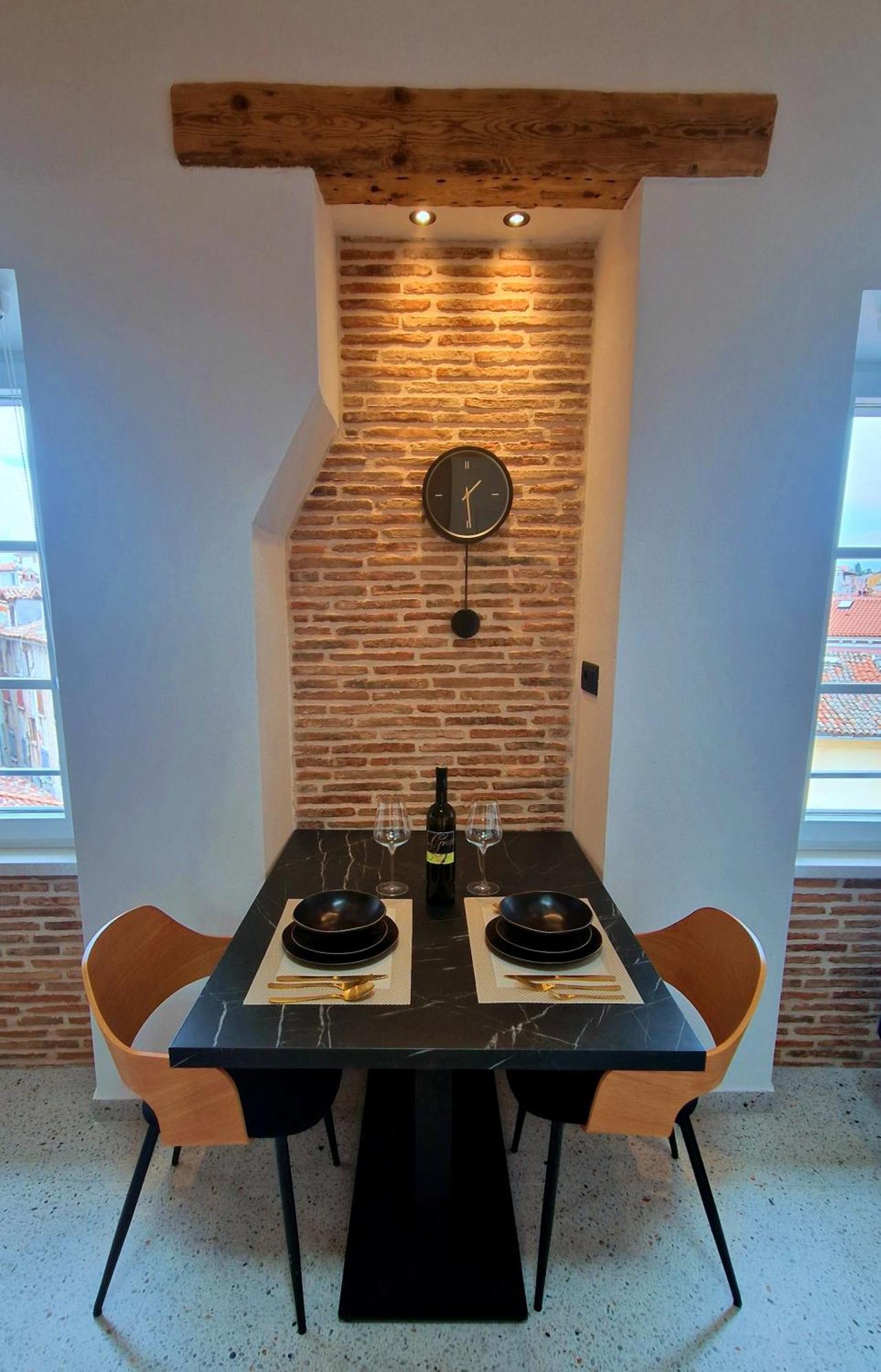 Duo #1 Apartment